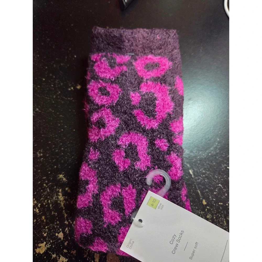 Auden Purple Pink Leopard Print Cozy Crew Socks Super Soft Fuzzy NWT Size 4-10